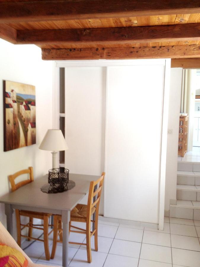 Studio Avec Piscine Privee Jardin Clos Et Wifi A Saint Jean D'Angely Екстериор снимка